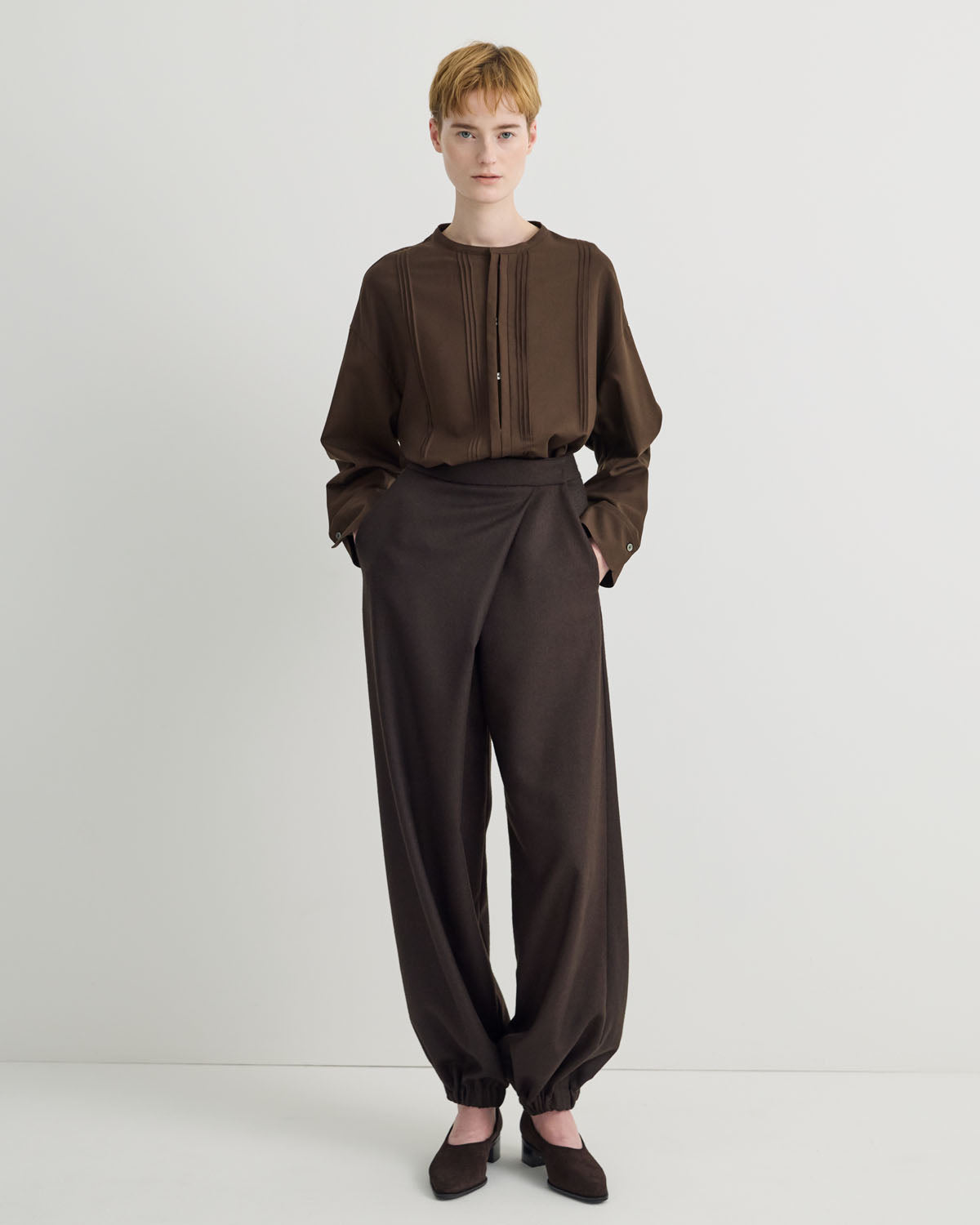 WIDE TUCK TROUSERS