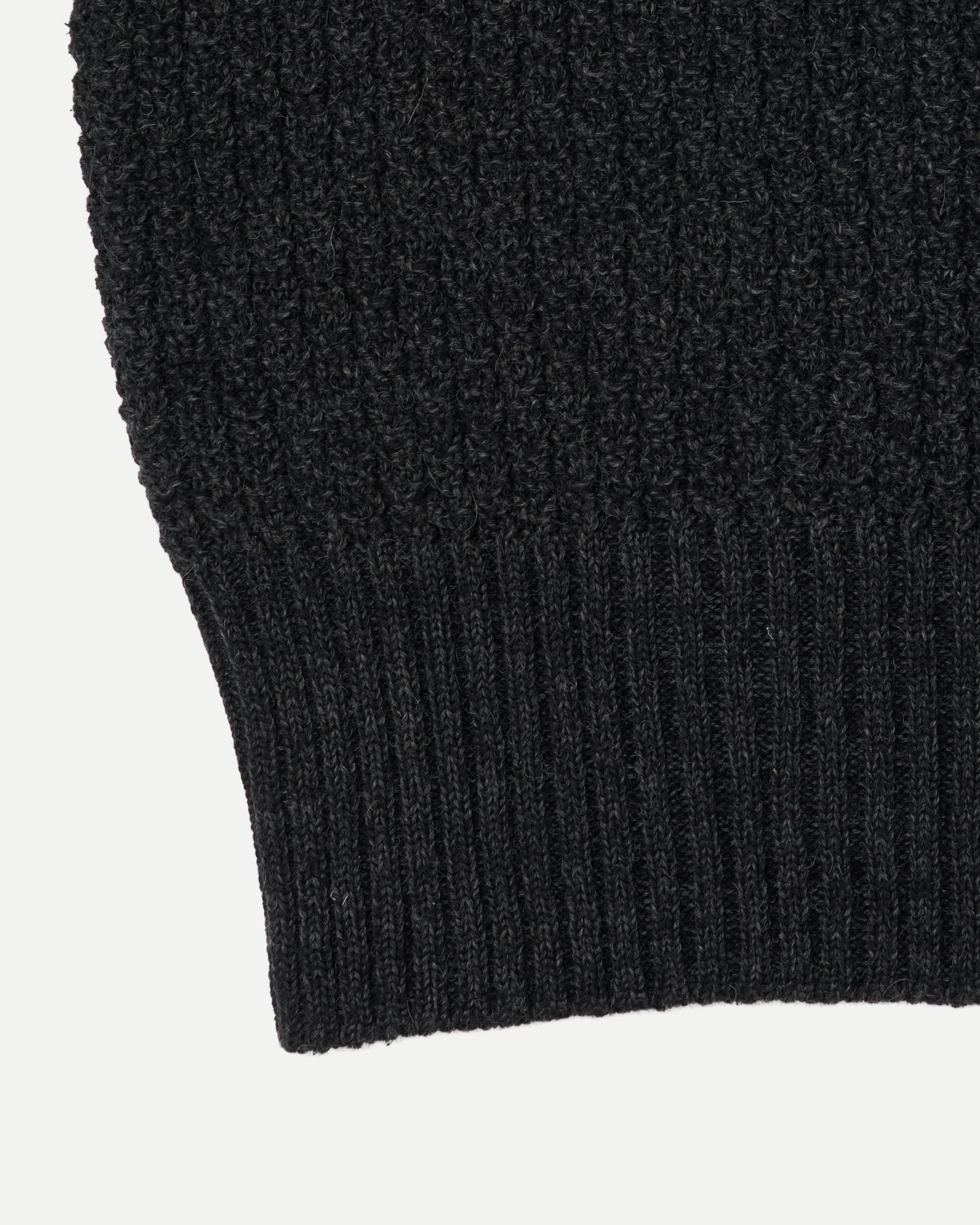 LOT.525 CREWNECK SWEATER
