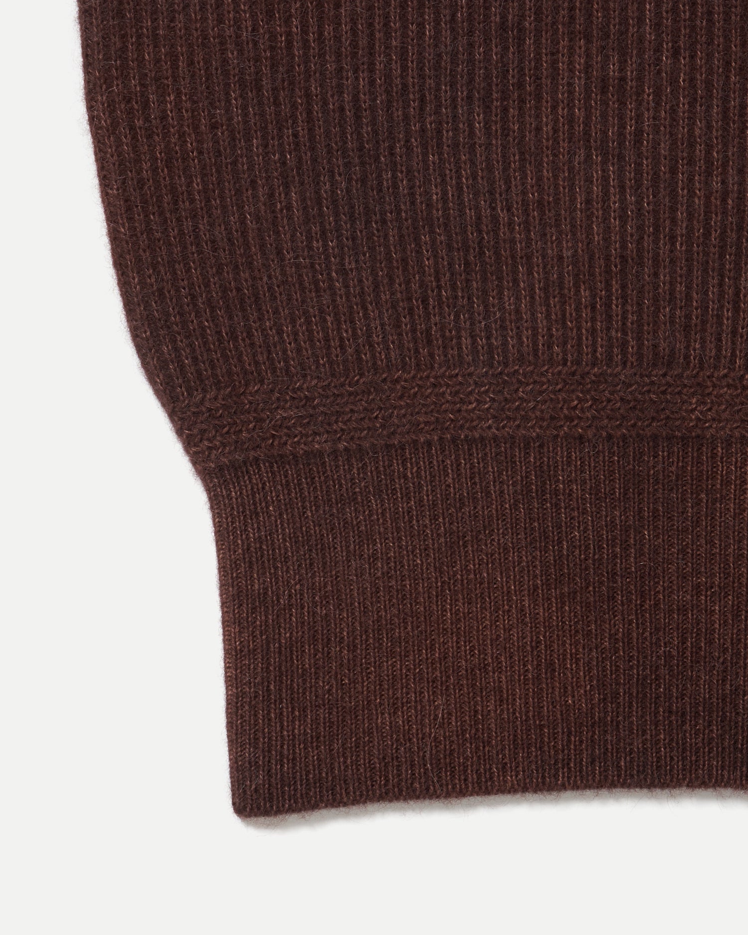 LOT.519 ATHLETIC CREWNECK SWEATER
