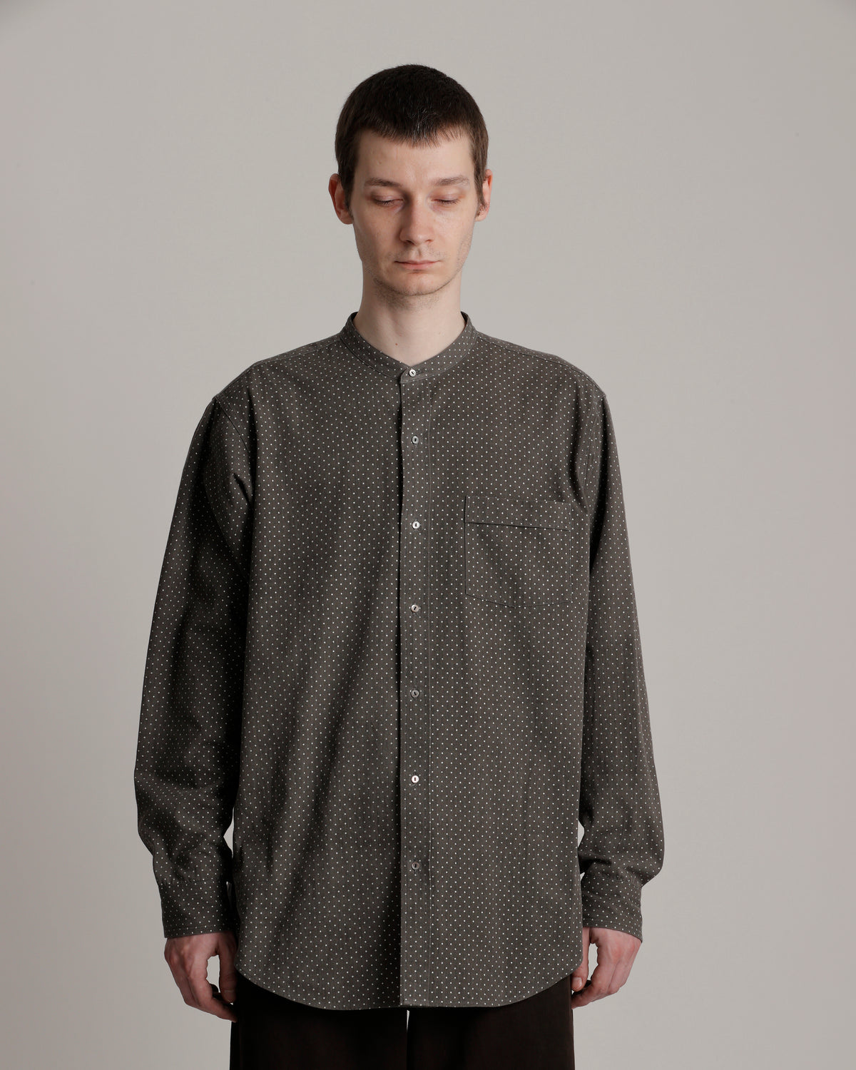 LOT.104 BAND COLLAR SHIRT