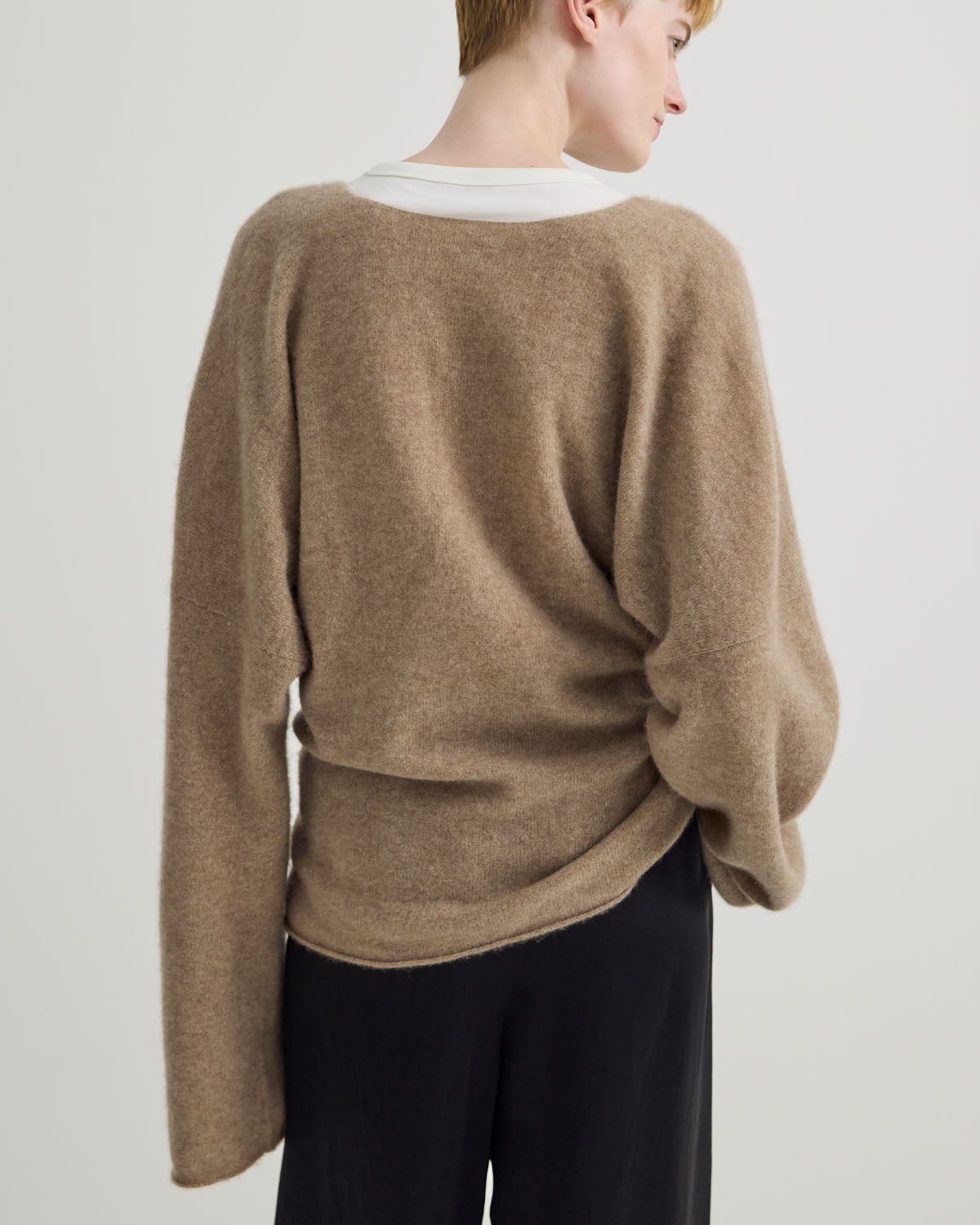 T.T | Taiga Takahashi - CASHMERE CACHE COEUR PULLOVER