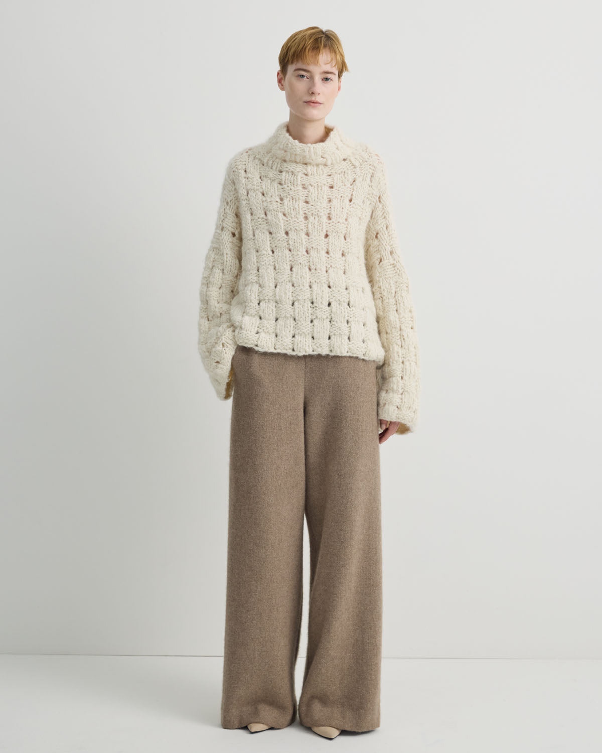ALPACA HAND KNITTED BASKET PATTERN TURTLE NECK P/O