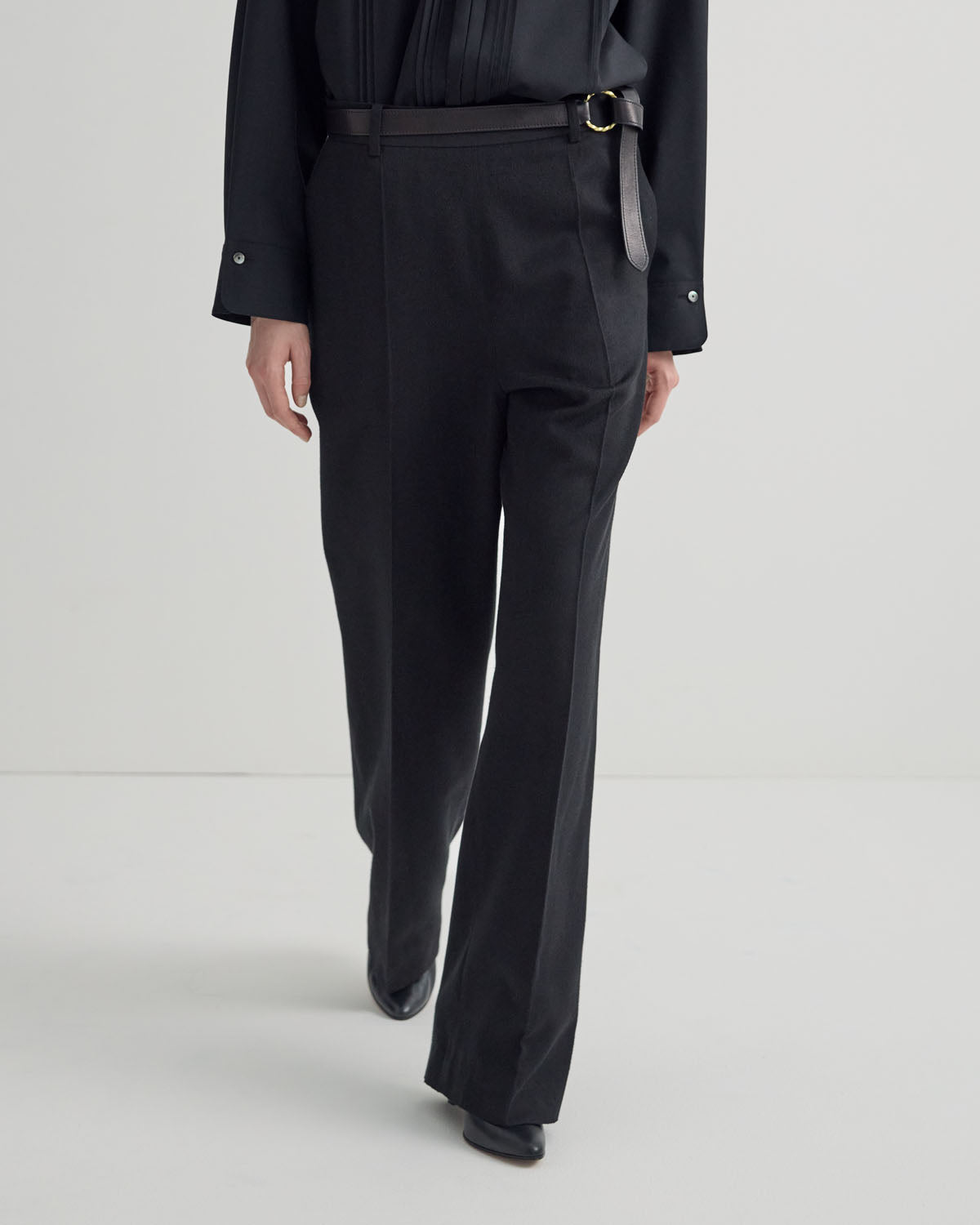 SIDE OPEN TROUSERS