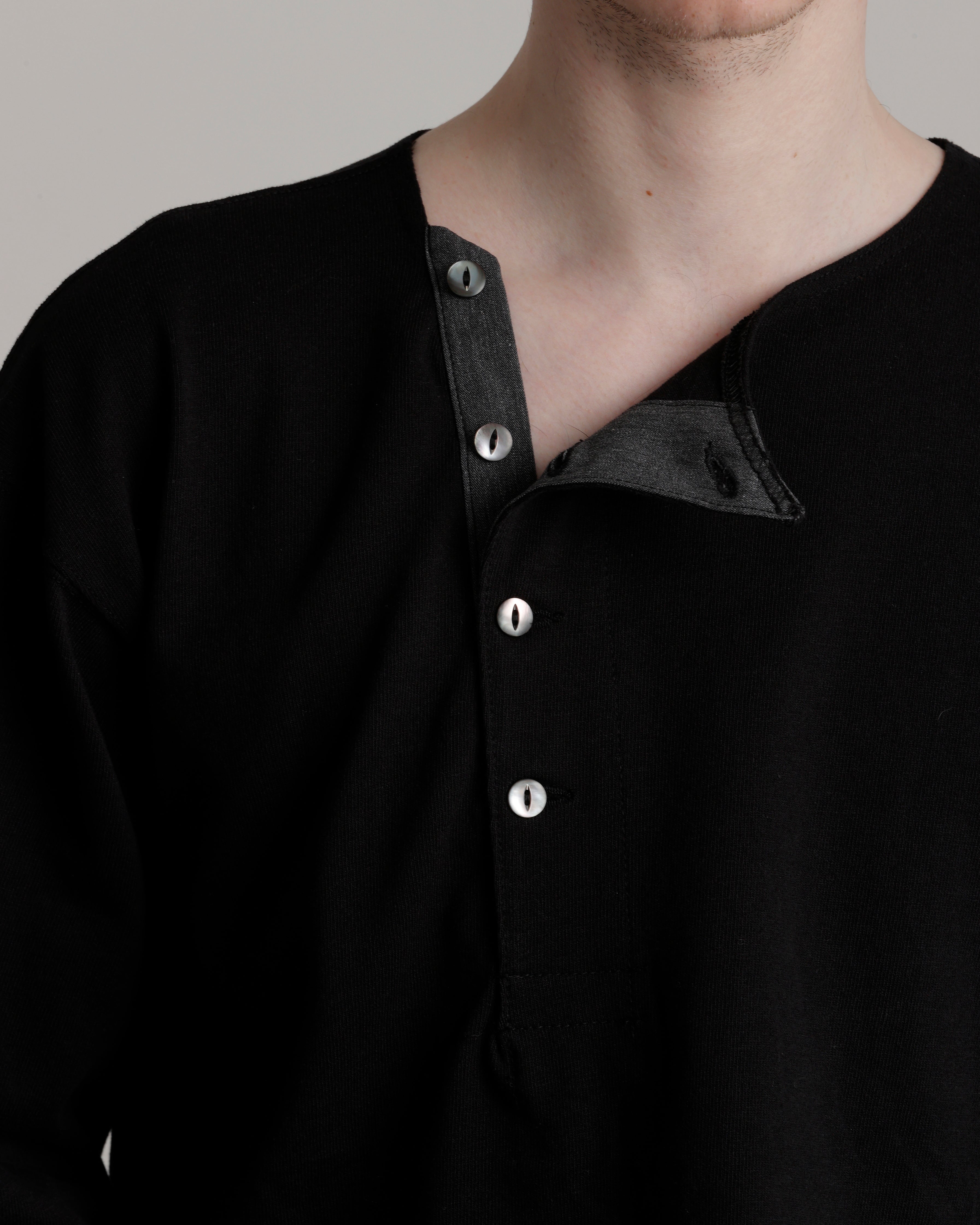LOT.618 SIDE HENLY NECK