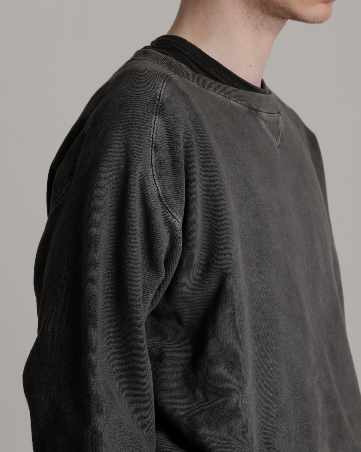 LOT.622 FREEDOM SLEEVE SWEATSHIRT