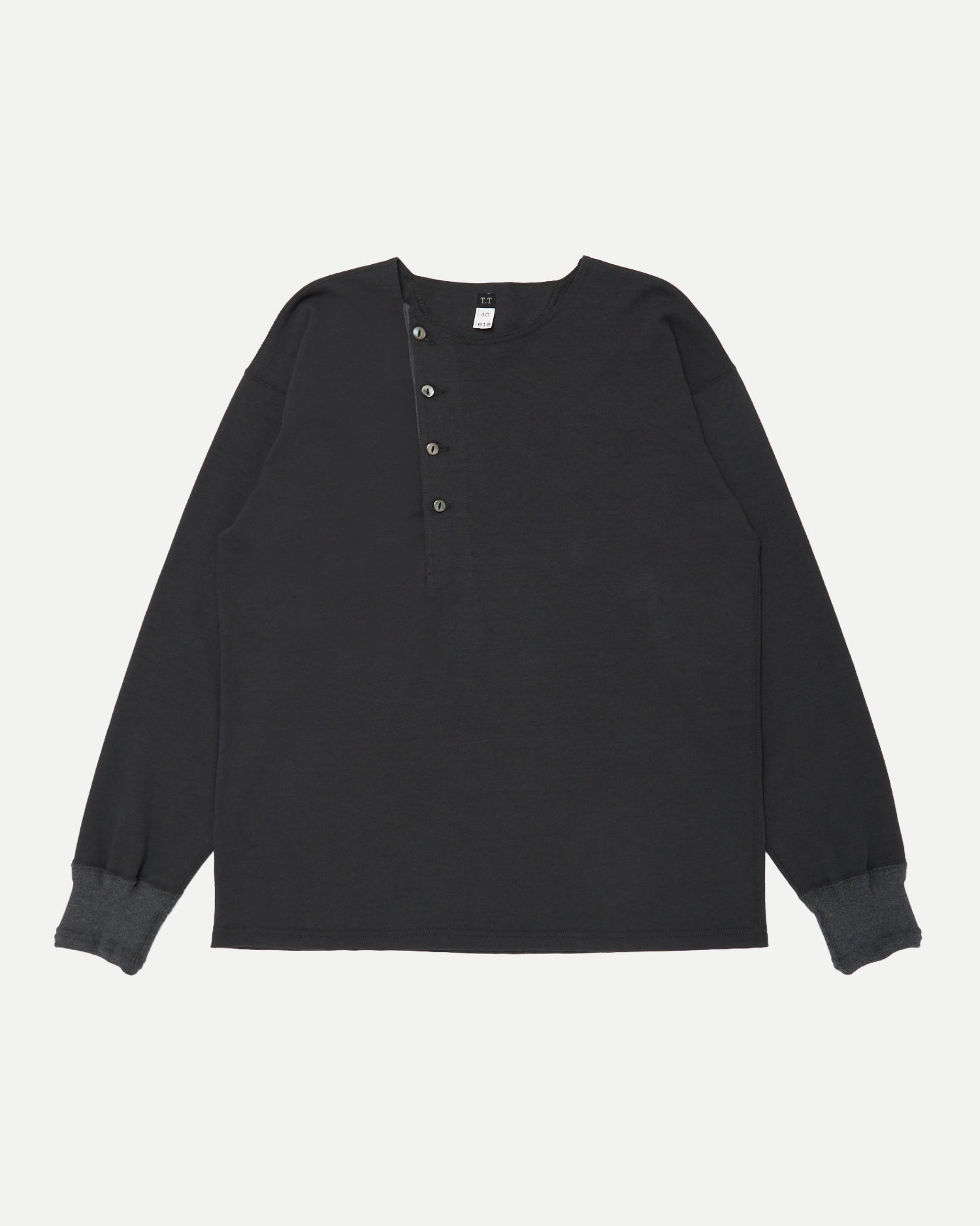LOT.618 SIDE HENLY NECK
