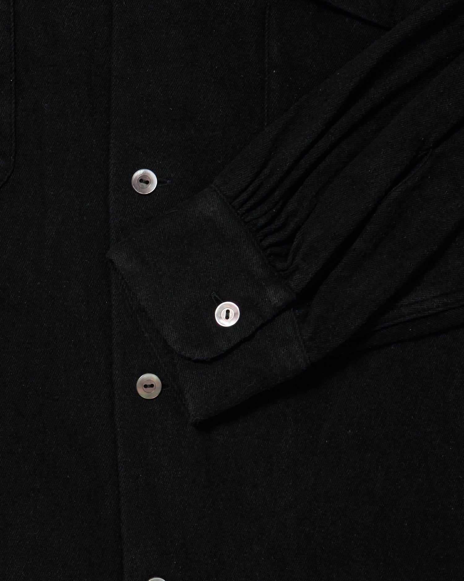 LOT.101 OPEN COLLAR SHIRT