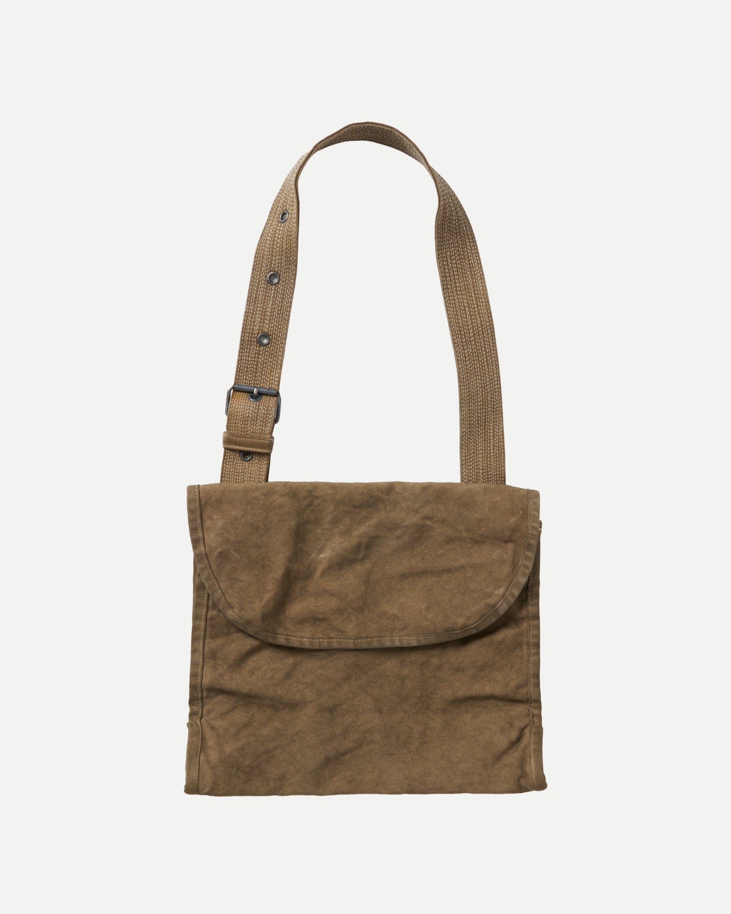 LOT.034 LETTER CARRIER BAG