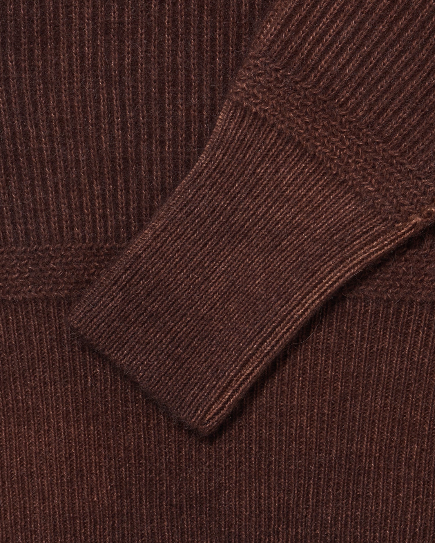 LOT.519 ATHLETIC CREWNECK SWEATER