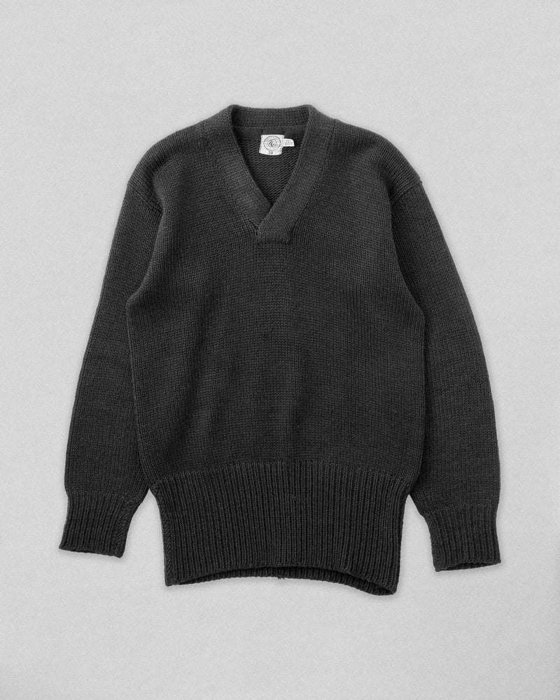LOWE & CAMBELL V-NECK SWEATER