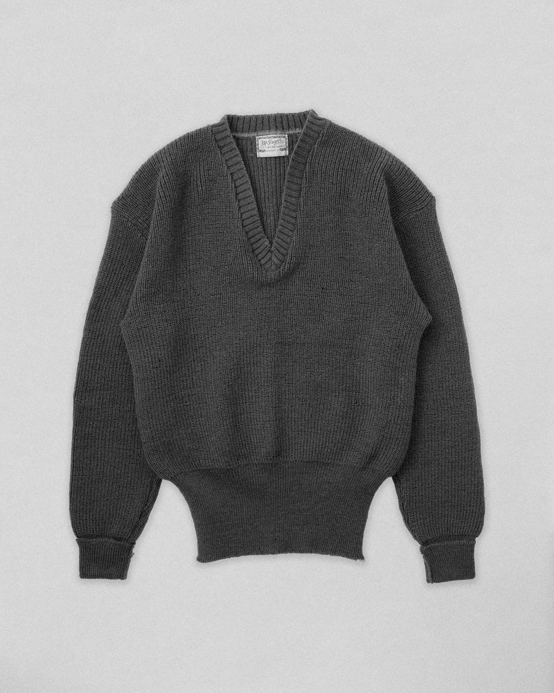 MCGREGOR V-NECK SWEATER