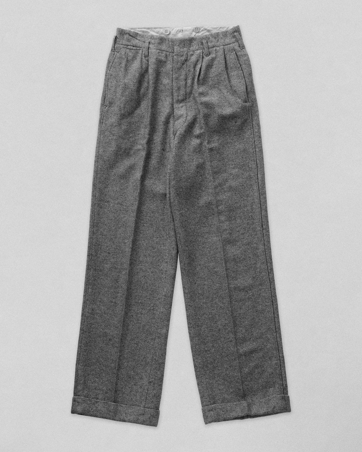 DROPPED-LOOPS TROUSERS 2