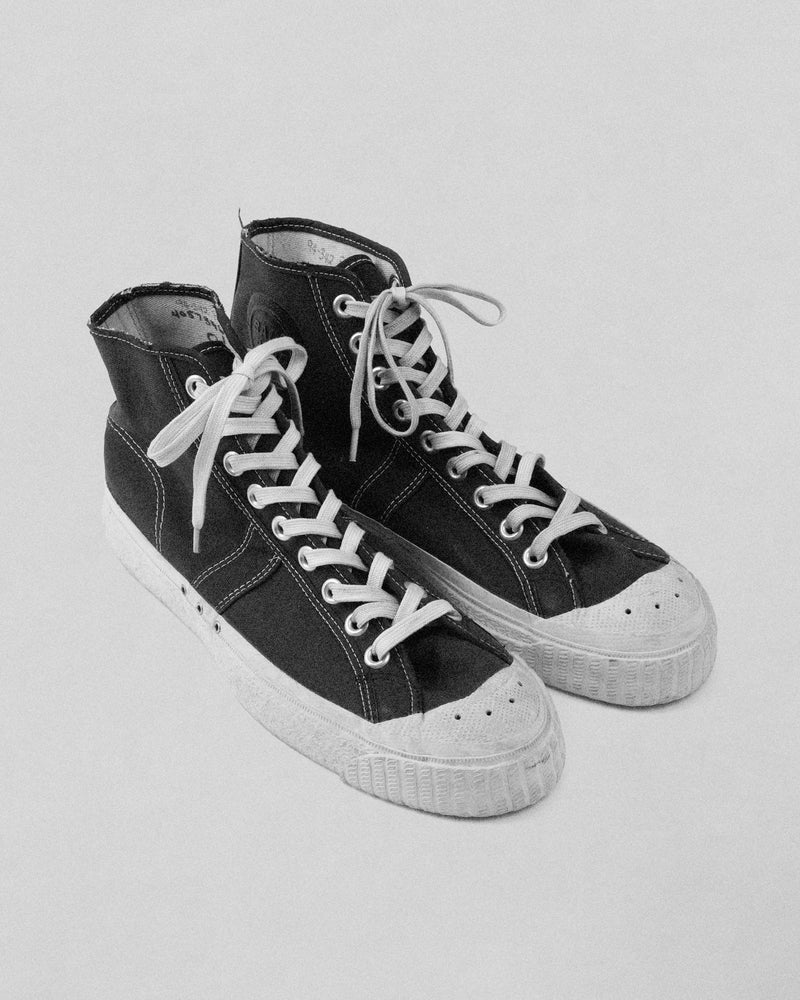 TRAINERS
