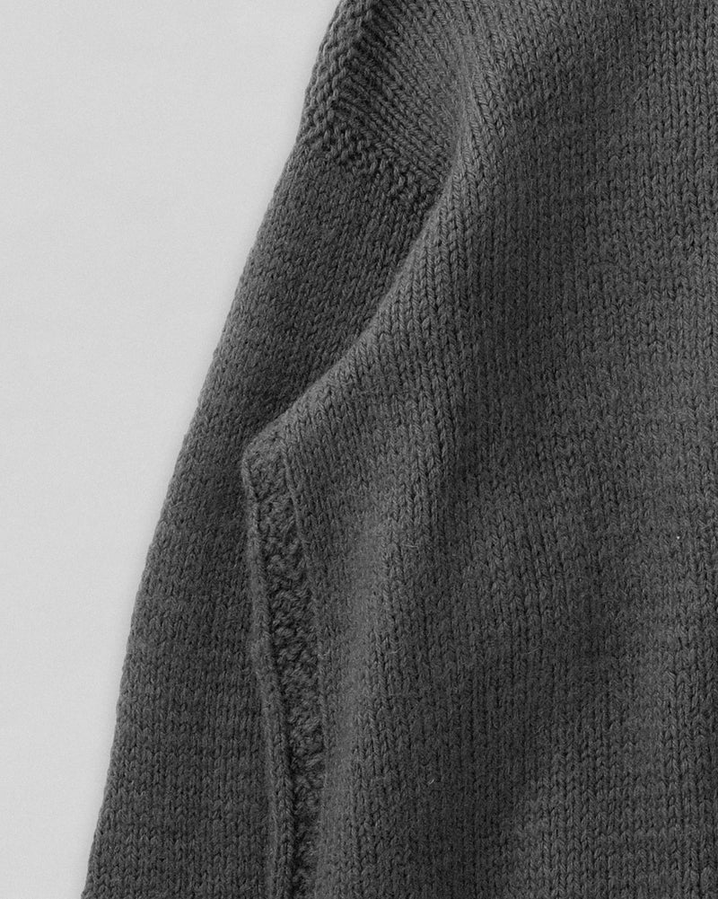 AMERICAN RED CROSS HIGH-NECK SWEATER