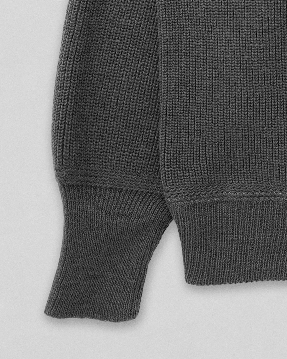 AMERICAN RED CROSS SWEATER 4
